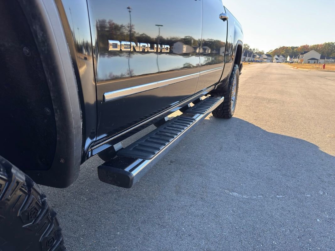 Used 2019 GMC Sierra 2500 Denali w/ Duramax Plus Package image 12