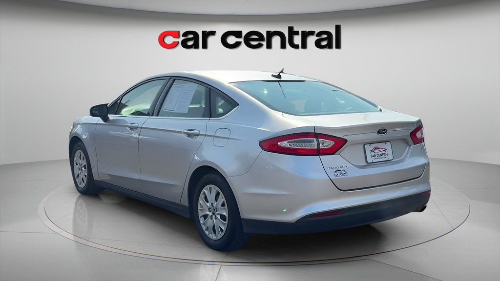 Used 2014 Ford Fusion S FWD image 3