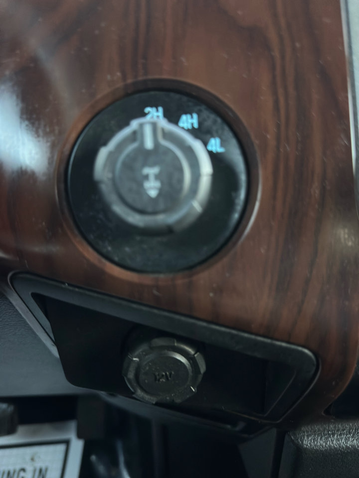 Used 2011 Ford F250 Lariat w/ Lariat Ultimate Pkg image 31