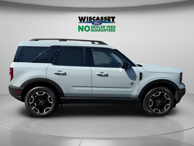 Used 2023 Ford Bronco Sport Outer Banks w/ Tech Package AWD/4WD image 6