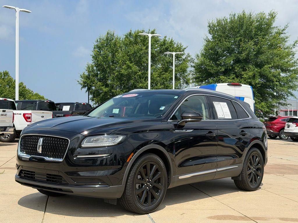Used 2023 Lincoln Nautilus Reserve w/ Equipment Group 201A FWD image 7