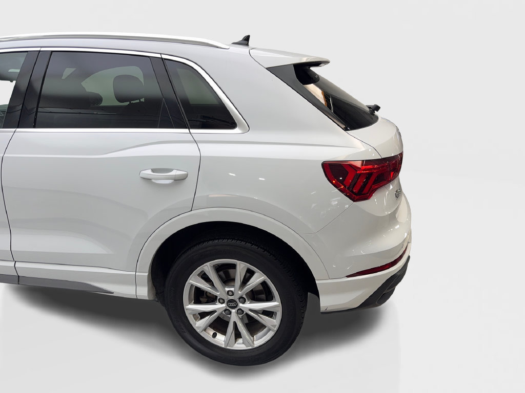 Used 2025 Audi Q3 2.0T Premium AWD/4WD image 19