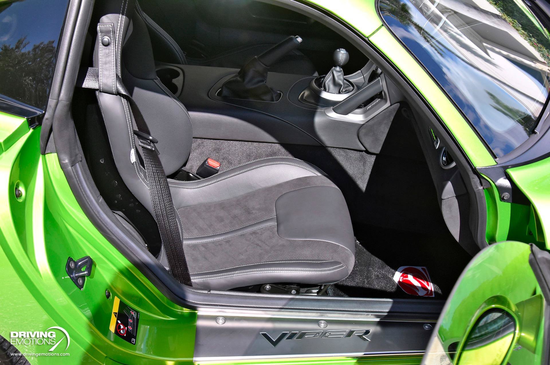 Used 2017 Dodge Viper GTC w/ Advanced Aerodynamics Package RWD image 12