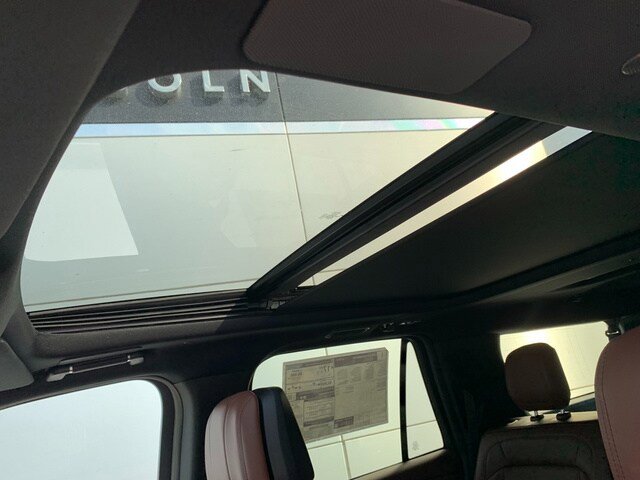 New 2026 Lincoln Navigator L Reserve AWD/4WD image 28
