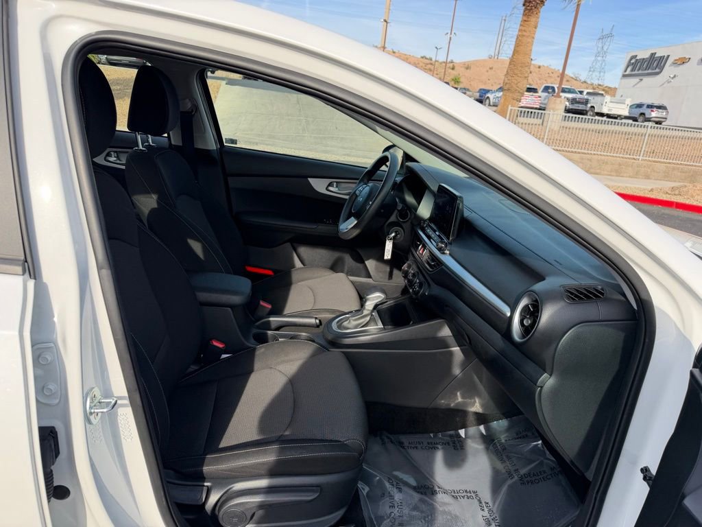 Used 2024 Kia Forte LXS image 13