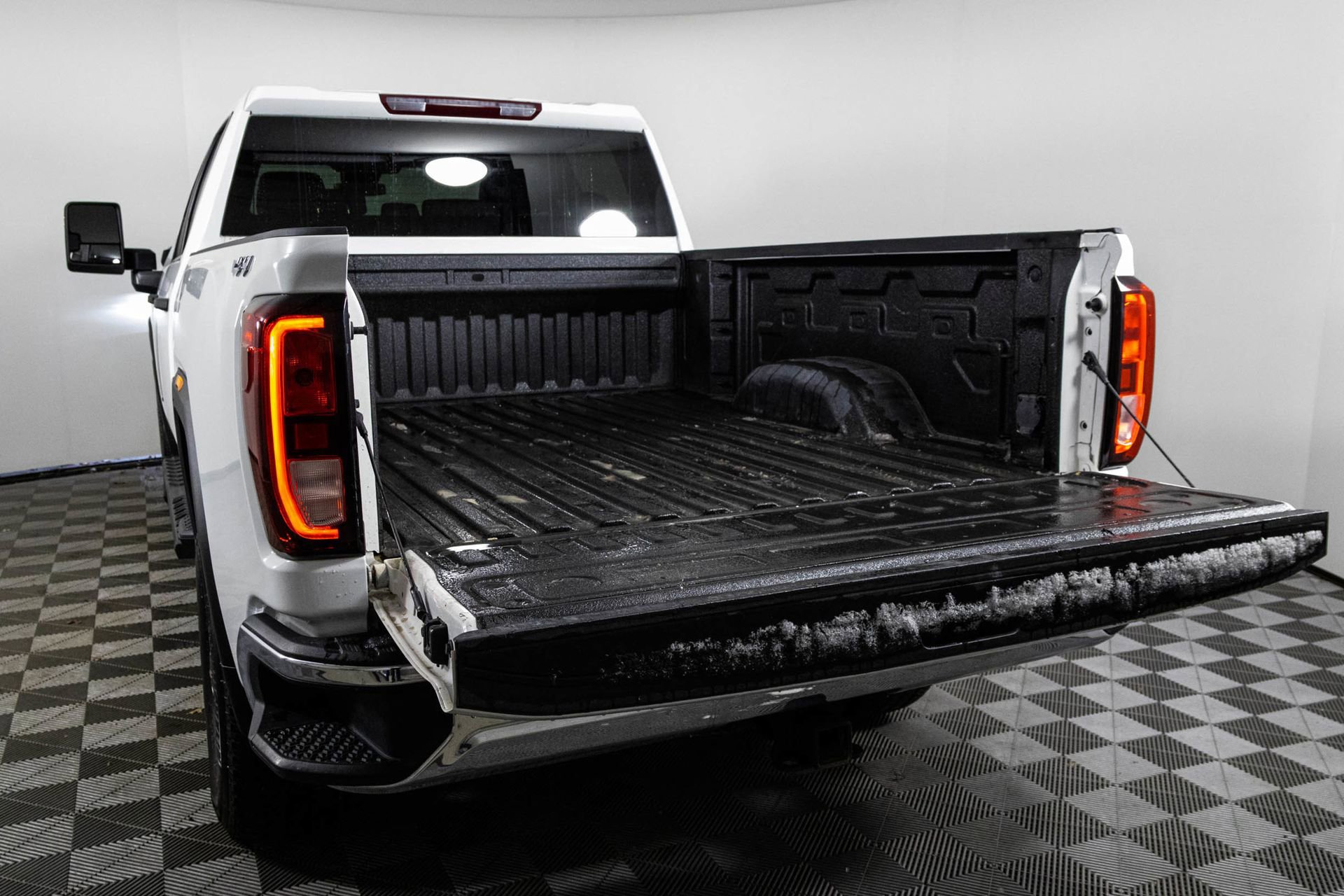 Certified 2024 GMC Sierra 2500 Pro w/ Convenience Package AWD/4WD image 13