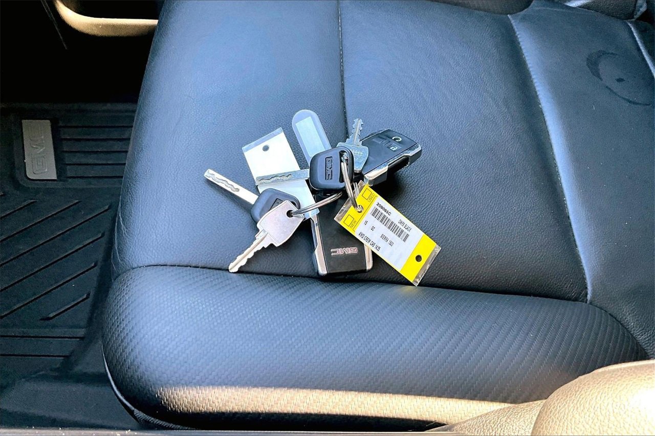 Used 2015 GMC Sierra 1500 SLT image 28