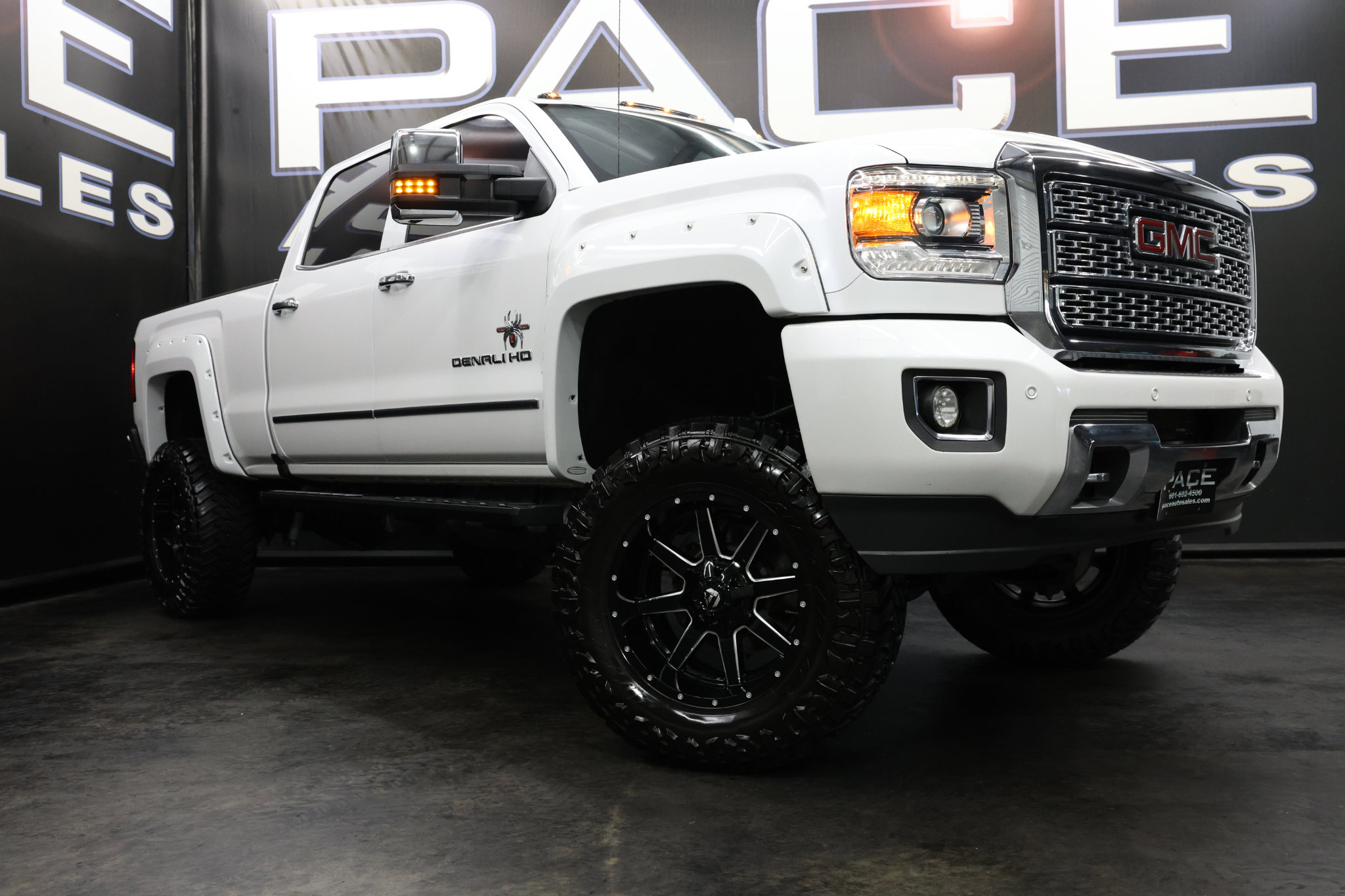 Used 2019 GMC Sierra 2500 Denali w/ Duramax Plus Package