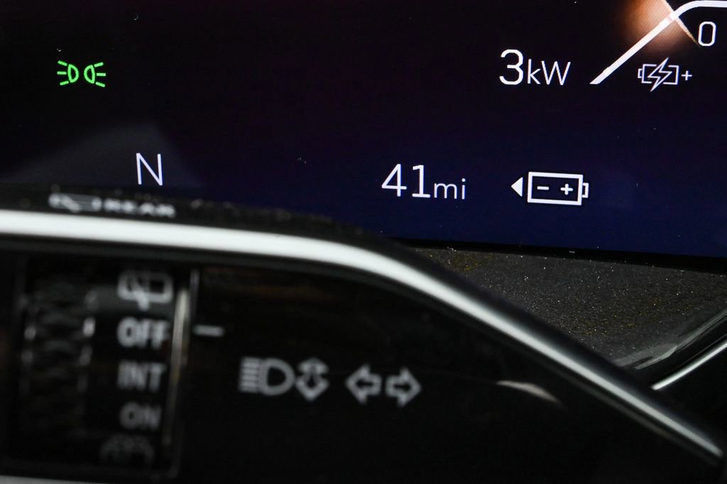 New 2025 Cadillac Escalade IQ Luxury 2 image 12