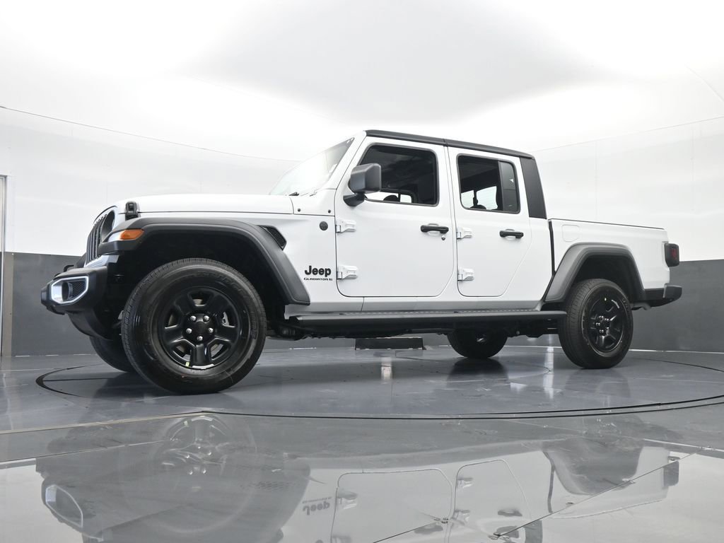 Used 2025 Jeep Gladiator Sport image 52