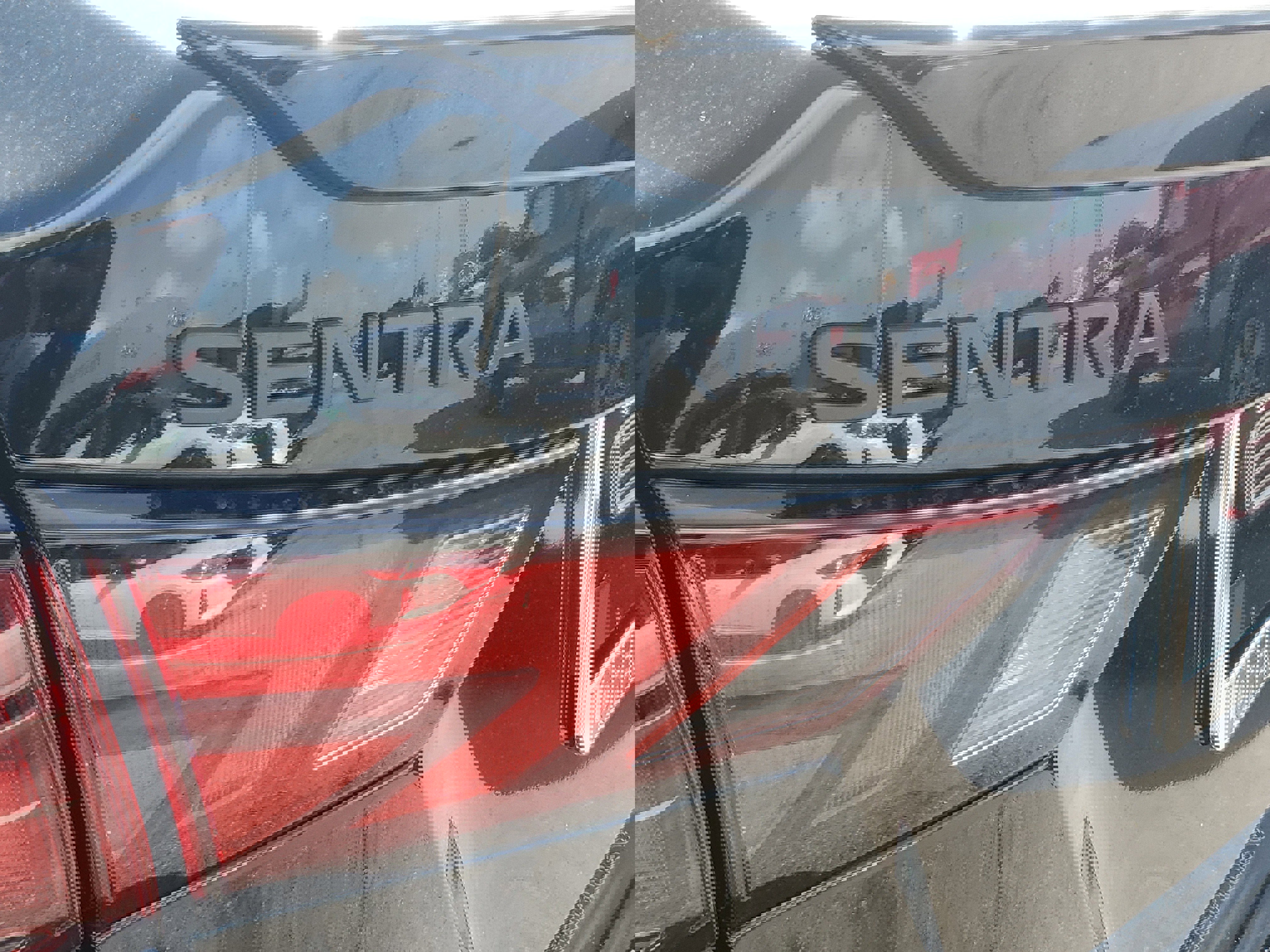 New 2025 Nissan Sentra SR w/ Midnight Edition image 8