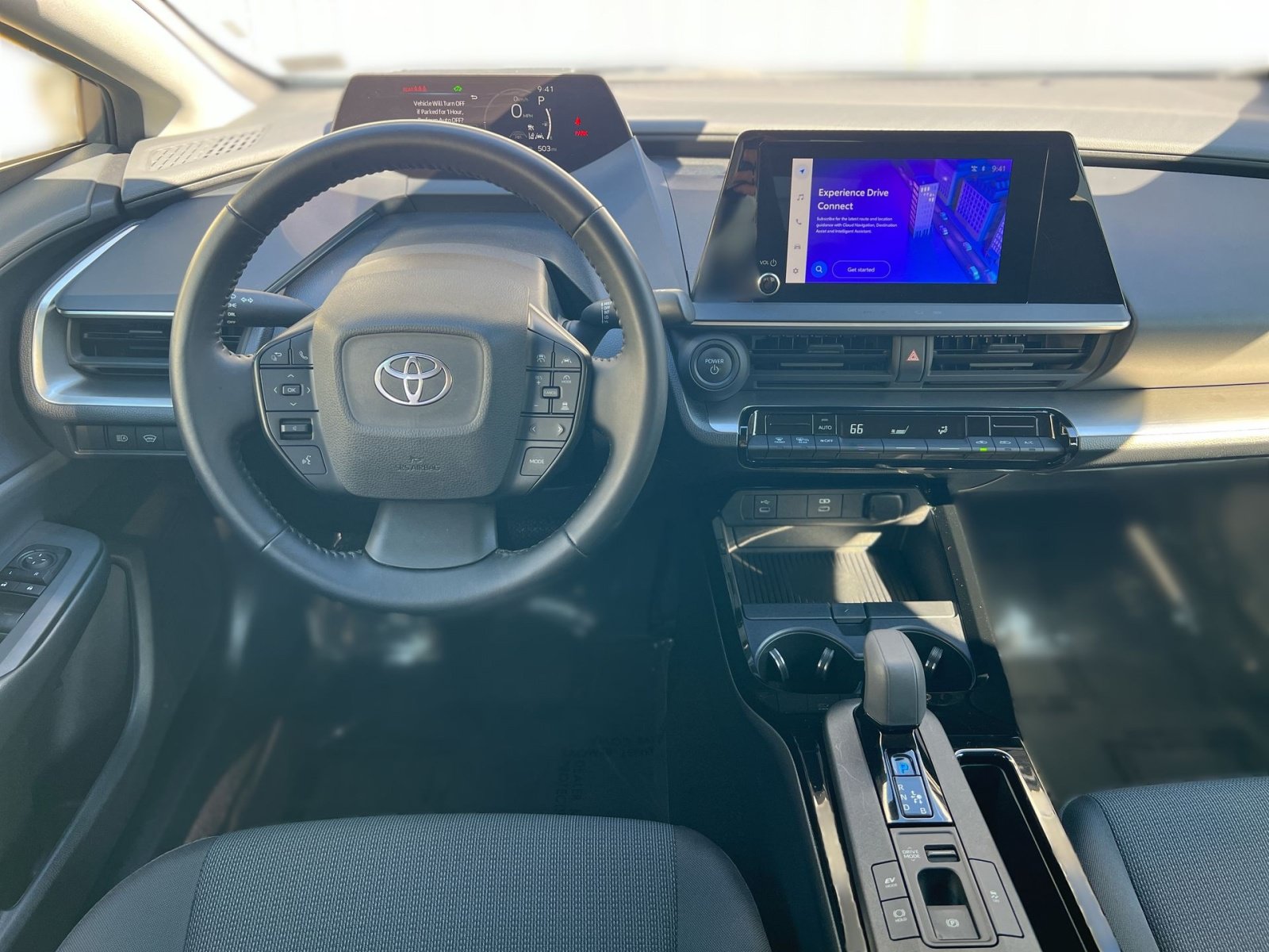 Used 2025 Toyota Prius LE FWD image 22