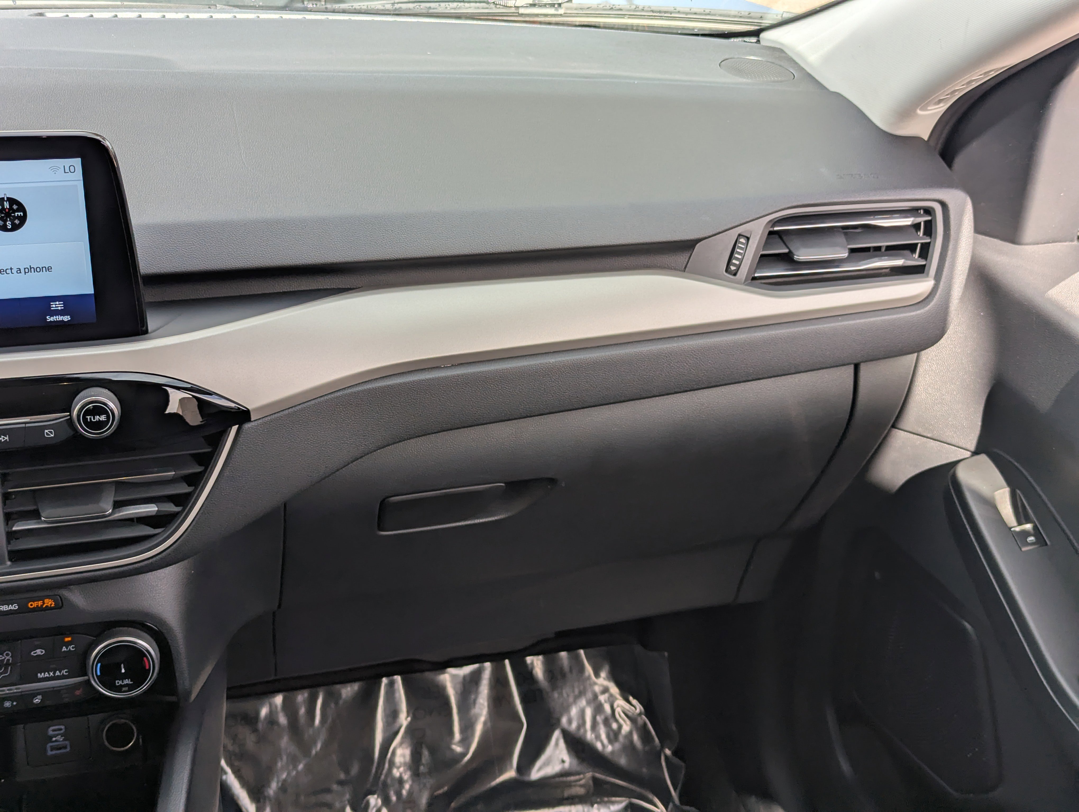 Used 2022 Ford Escape SEL image 16