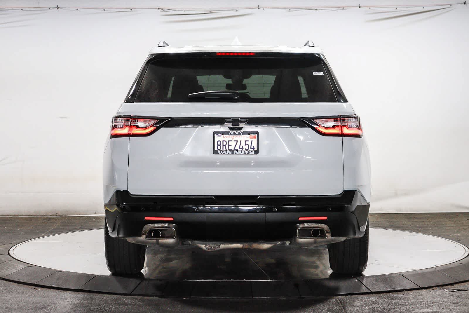 Used 2019 Chevrolet Traverse Premier w/ Redline Edition FWD image 3