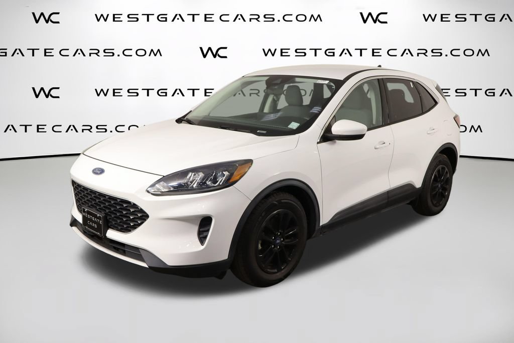 Used 2021 Ford Escape SE FWD image 1