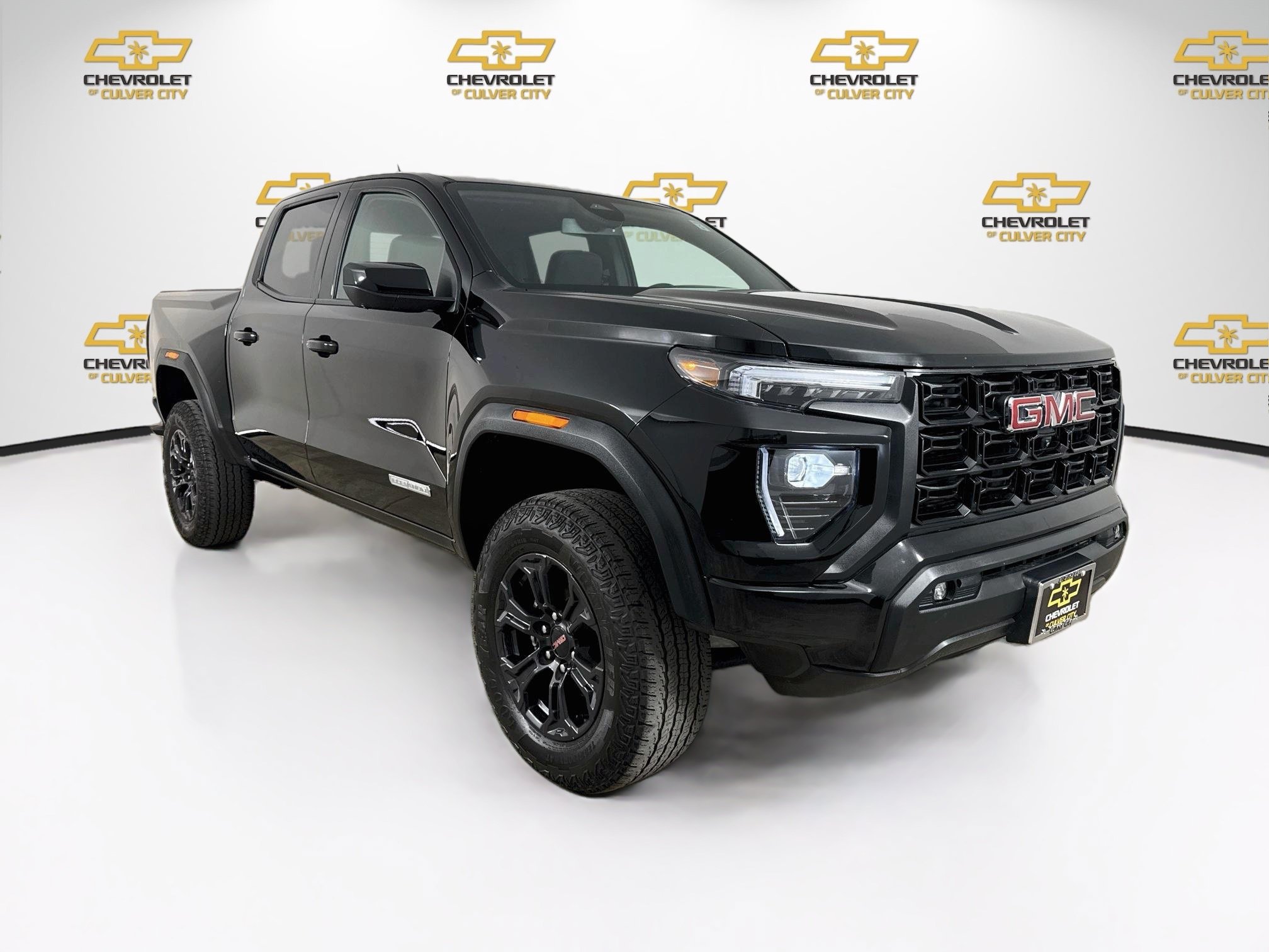 Used 2024 GMC Canyon Elevation w/ Convenience Package RWD image 1