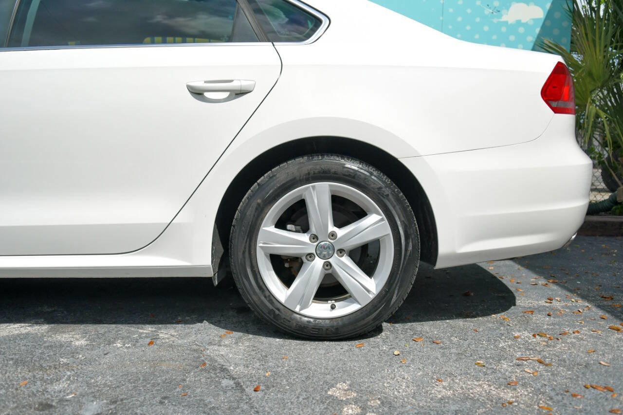 Used 2014 Volkswagen Passat 1.8T SE image 9