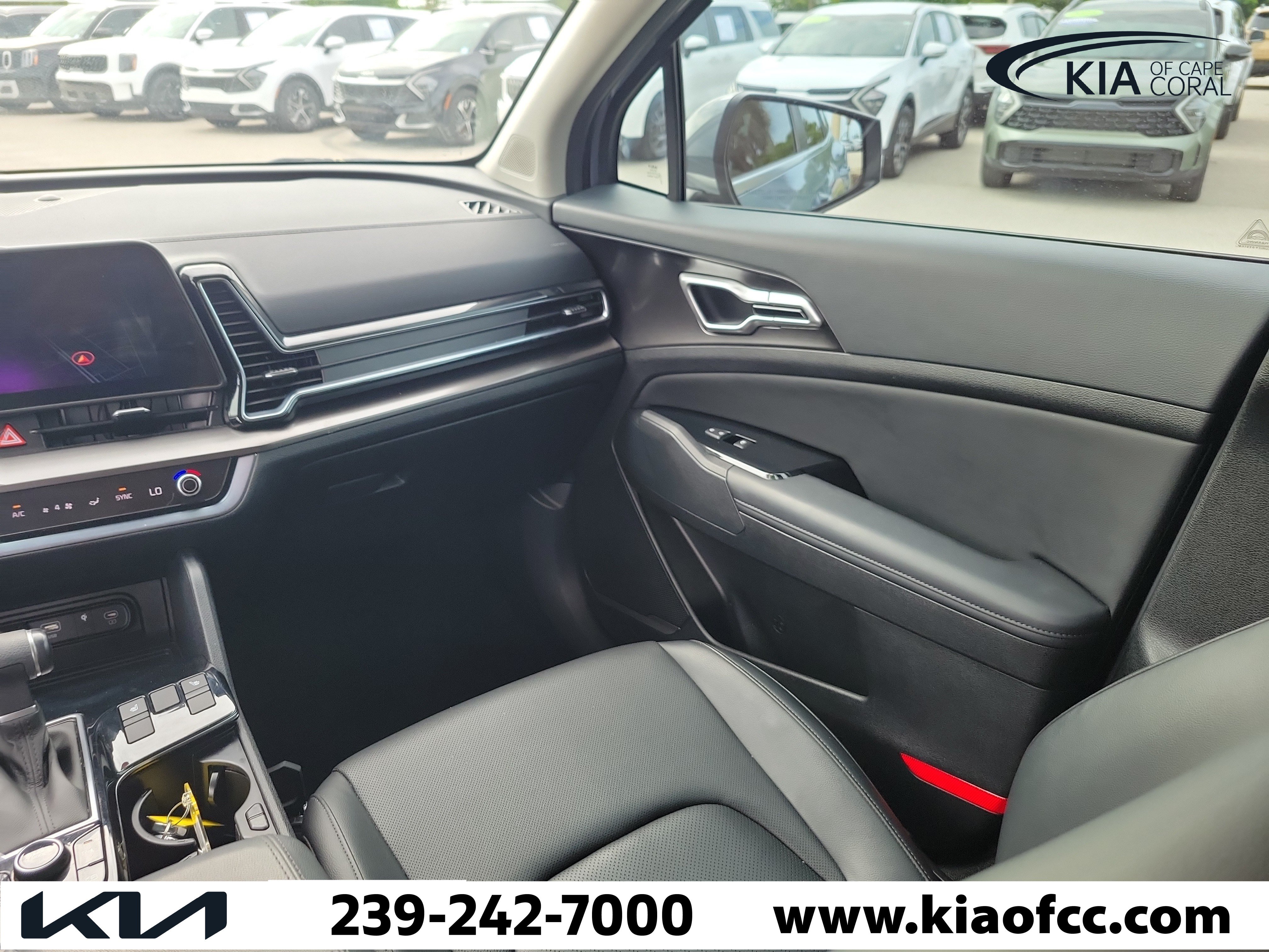 Certified 2025 Kia Sportage EX w/ Premium Package FWD image 17