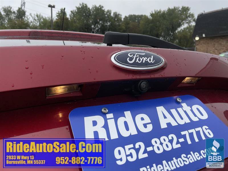 Used 2017 Ford Escape SE w/ Equipment Group 201A AWD/4WD image 31