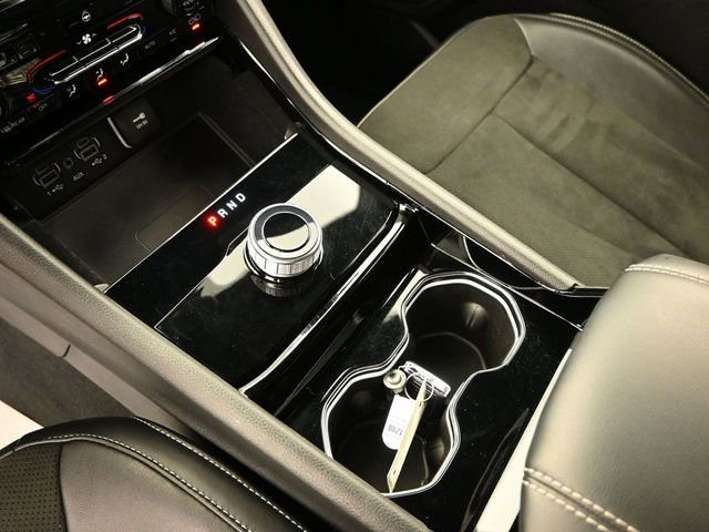 Used 2022 Jeep Grand Cherokee Altitude image 24