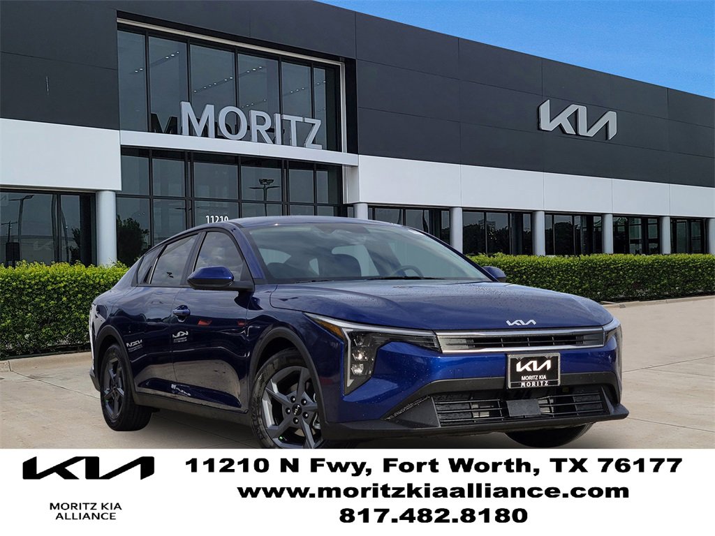New 2025 Kia K4 LXS