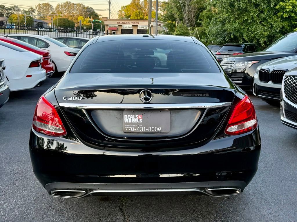 Used 2018 Mercedes-Benz C 300 Sedan image 9