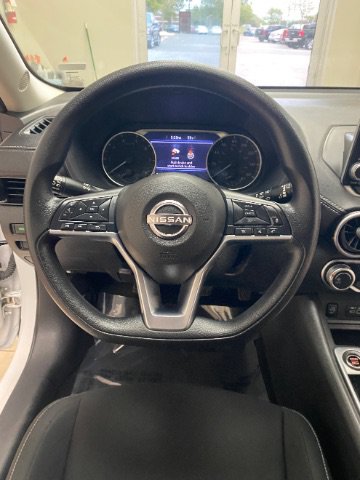 Used 2025 Nissan Sentra SV FWD image 27