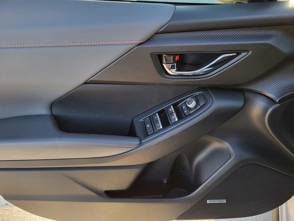 Certified 2025 Subaru Crosstrek 2.5i Limited w/ Crosstrek Mirror Package image 16