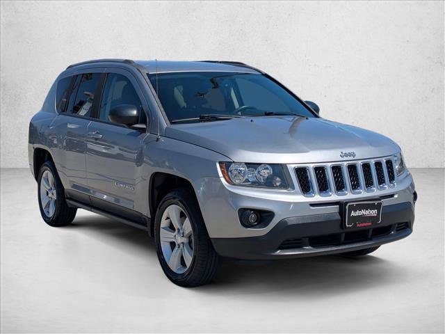 Used 2016 Jeep Compass Sport w/ Power Value Group FWD image 3