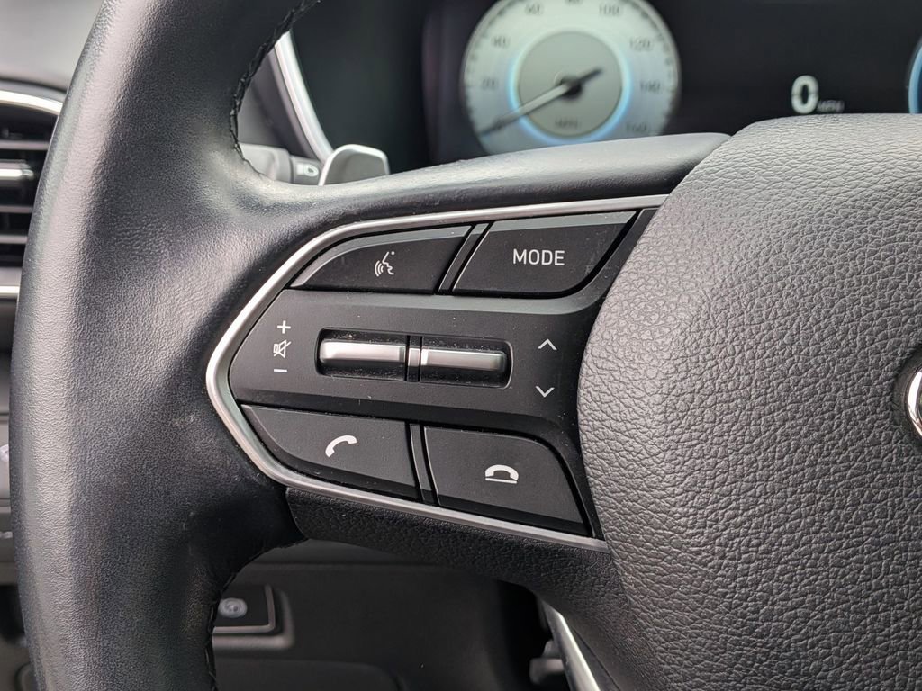 Used 2022 Hyundai Santa Fe Limited image 17