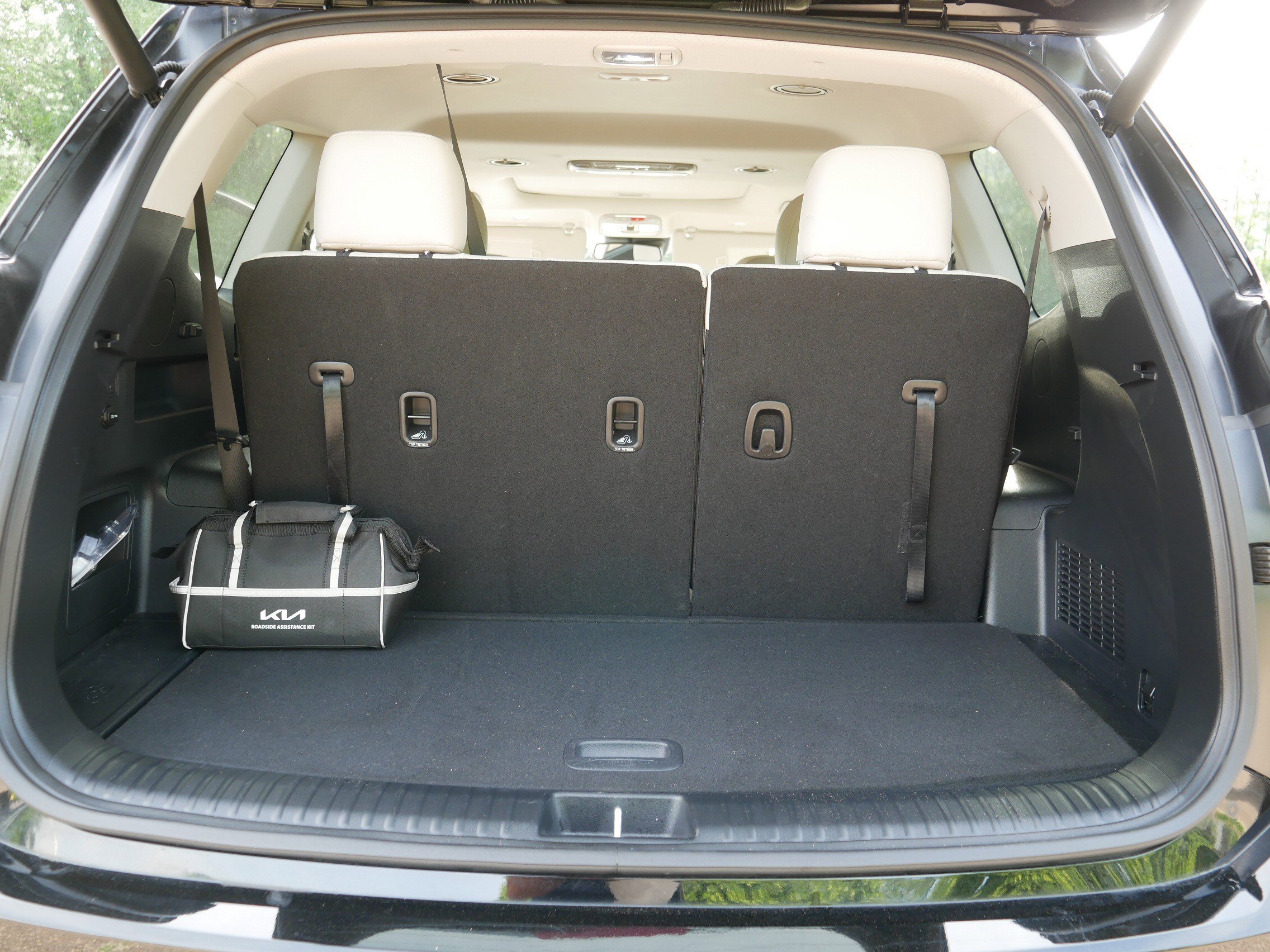 Certified 2024 Kia Telluride EX w/ EX Captain's Chair Package AWD/4WD image 18