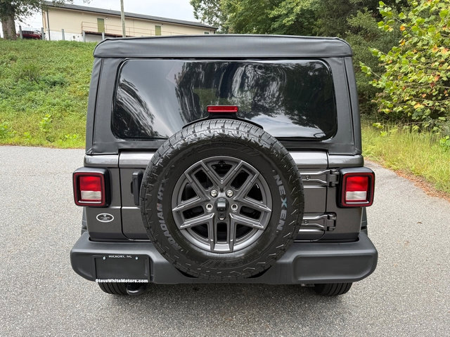 New 2025 Jeep Wrangler Unlimited Sport image 8