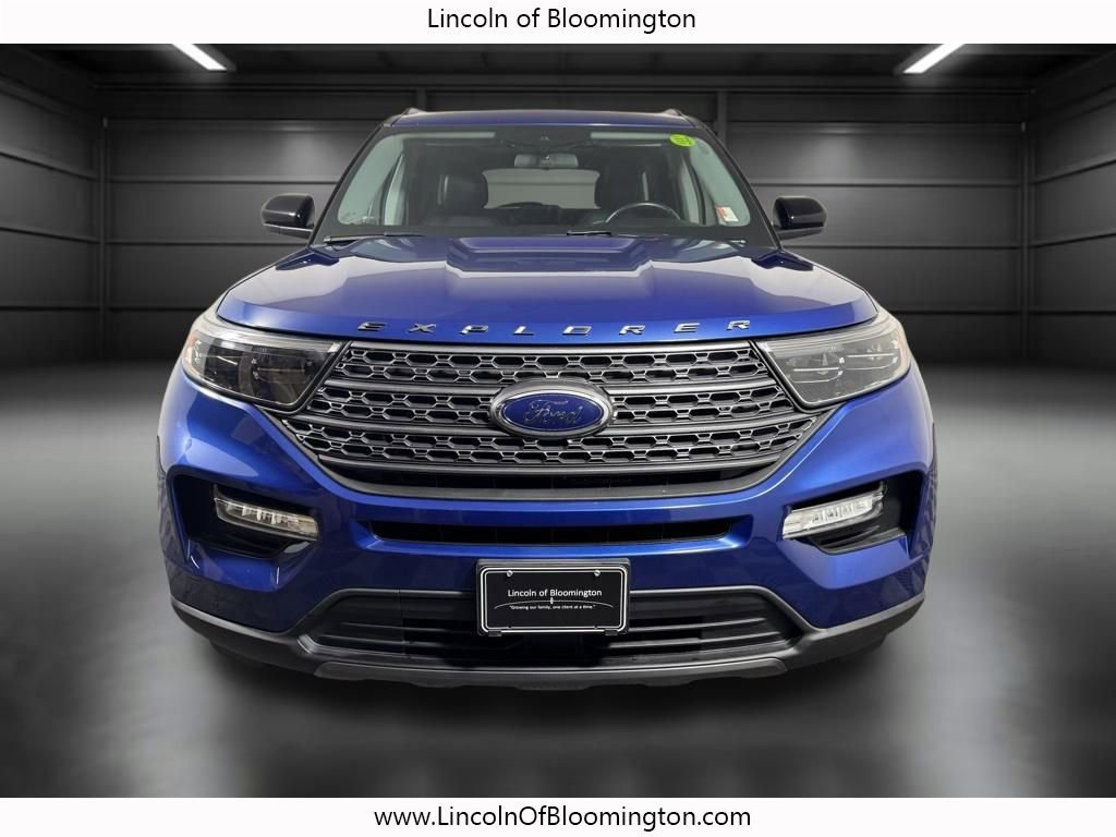 Used 2022 Ford Explorer XLT w/ Equipment Group 202A AWD/4WD image 11