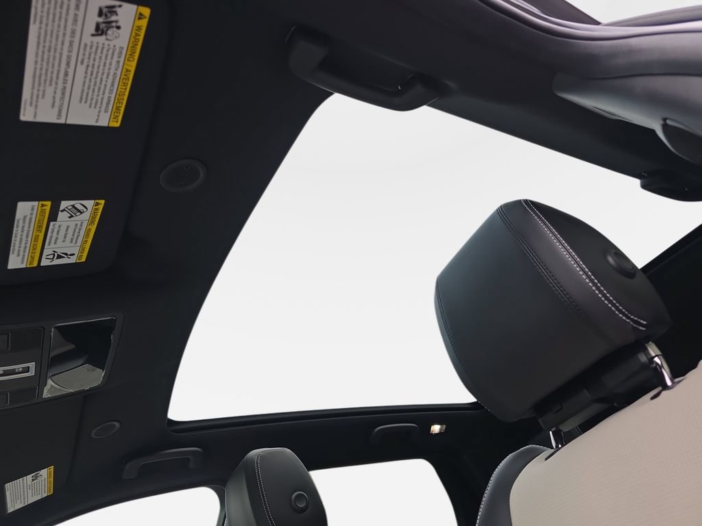 New 2026 Land Rover Discovery Sport Landmark AWD/4WD image 31