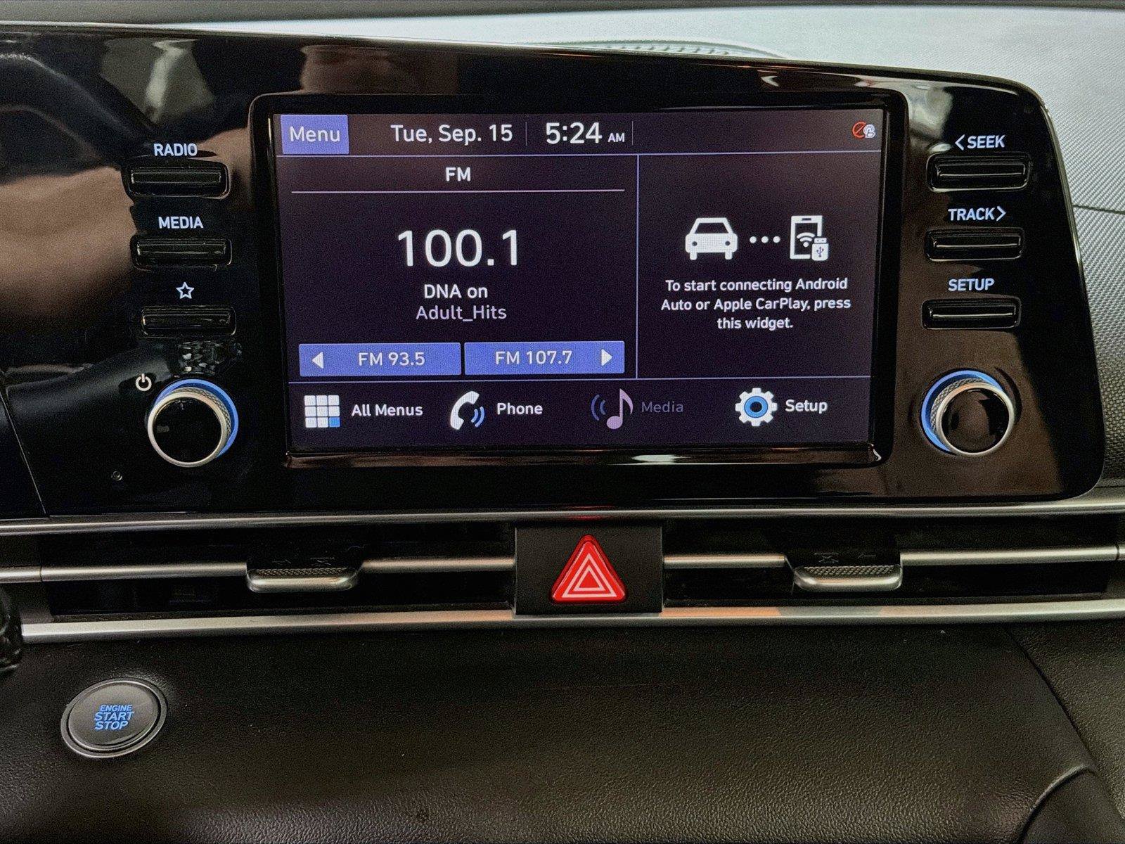 Used 2021 Hyundai Elantra SEL w/ Convenience + Premium Package FWD image 7