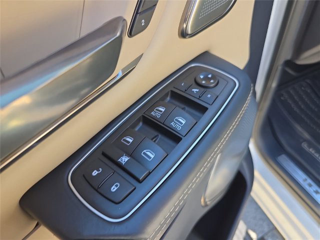 Used 2020 RAM 1500 Limited AWD/4WD image 21