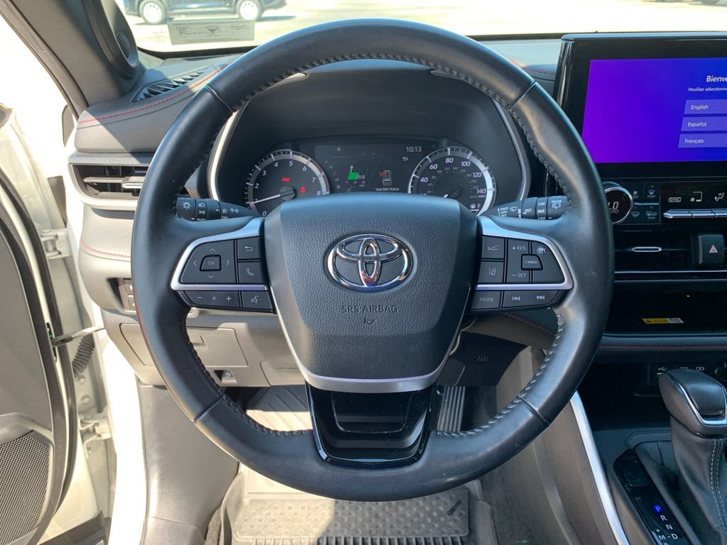 Used 2023 Toyota Highlander XSE AWD/4WD image 29