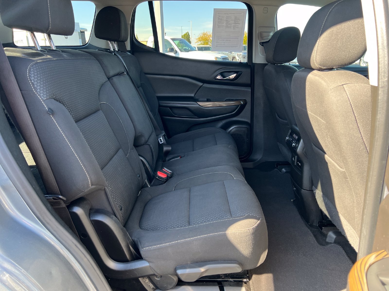 Used 2021 GMC Acadia SLE w/ Driver Convenience Package AWD/4WD image 29