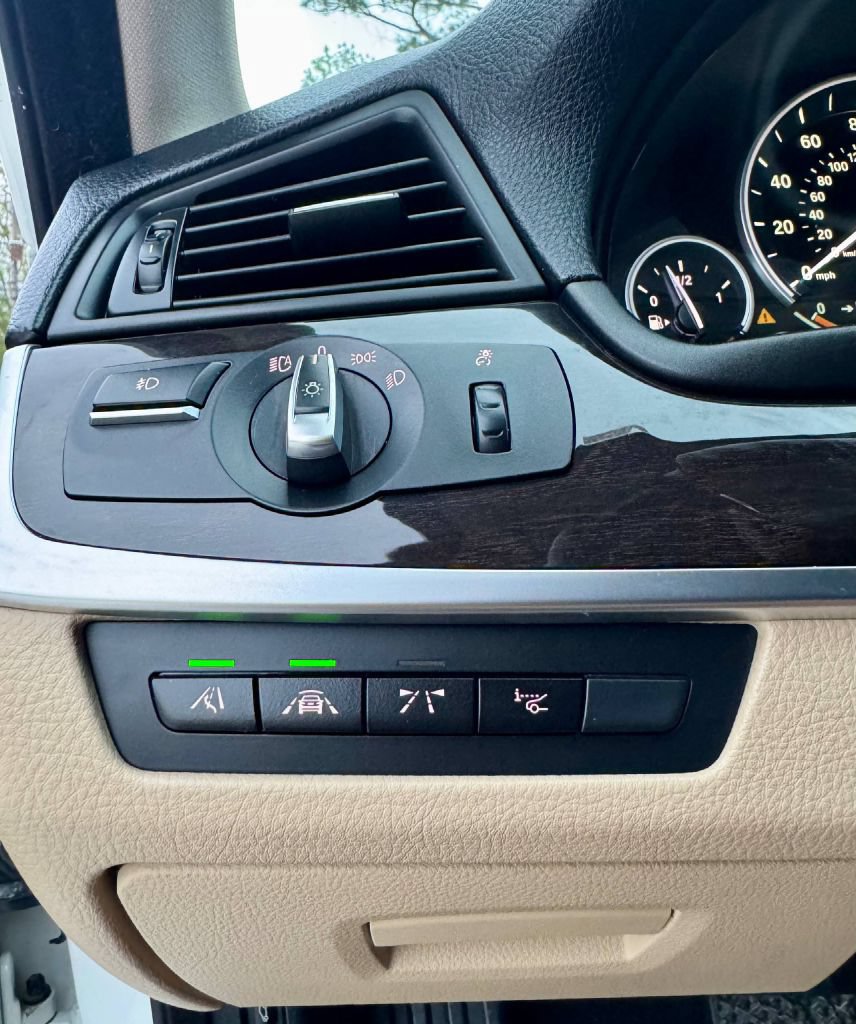Used 2016 BMW 535i Sedan RWD image 17