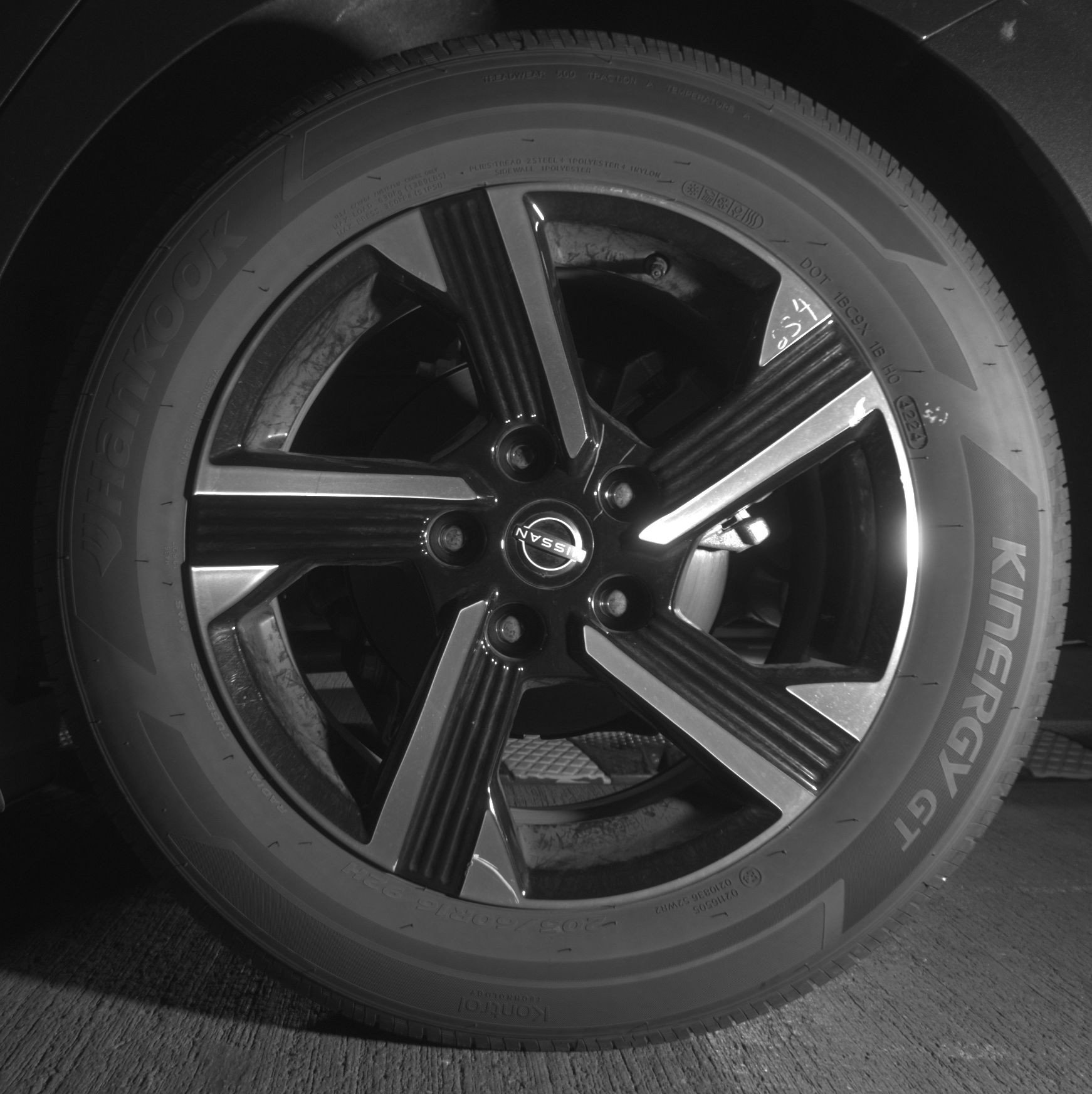 Used 2025 Nissan Sentra SV FWD image 14