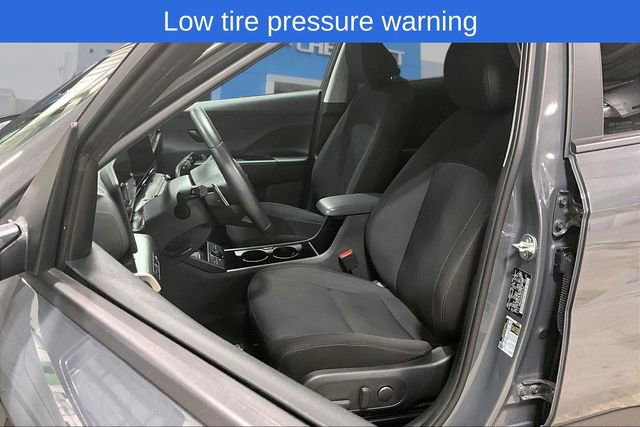 Used 2025 Hyundai Kona SEL image 21