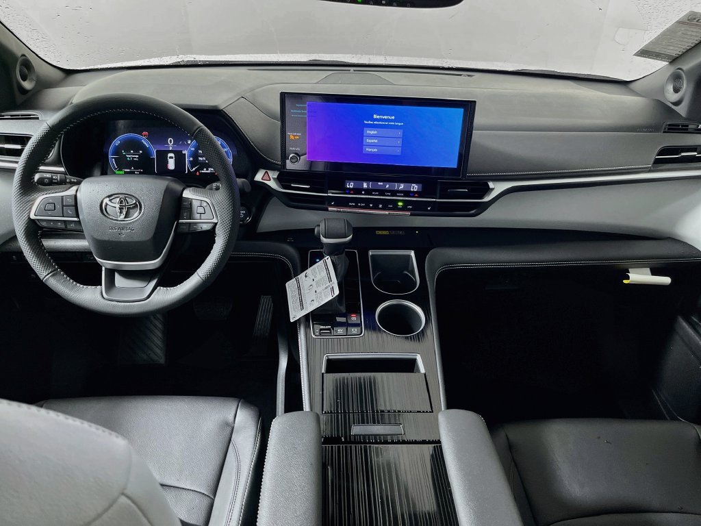 New 2026 Toyota Sienna XSE FWD image 26