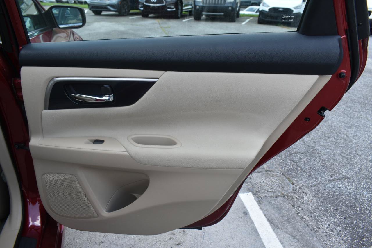 Used 2014 Nissan Altima 2.5 FWD image 32