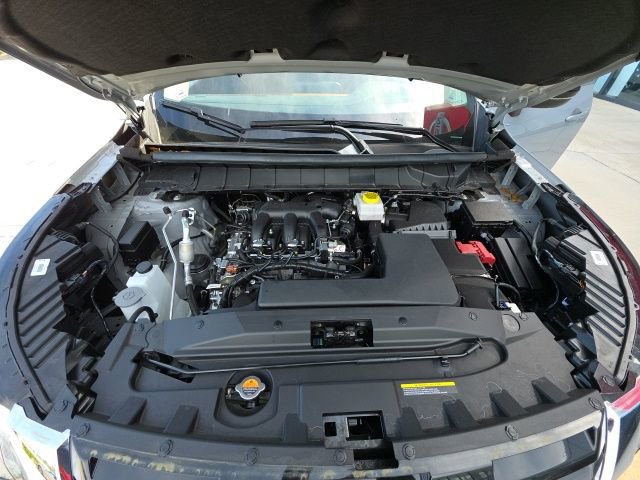 Used 2025 Nissan Pathfinder Platinum w/ Cargo Package FWD image 30