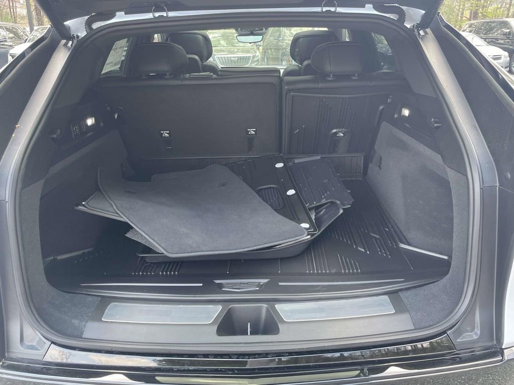 New 2026 Cadillac Lyriq Premium Sport w/ LPO, Floor Liner Package image 10