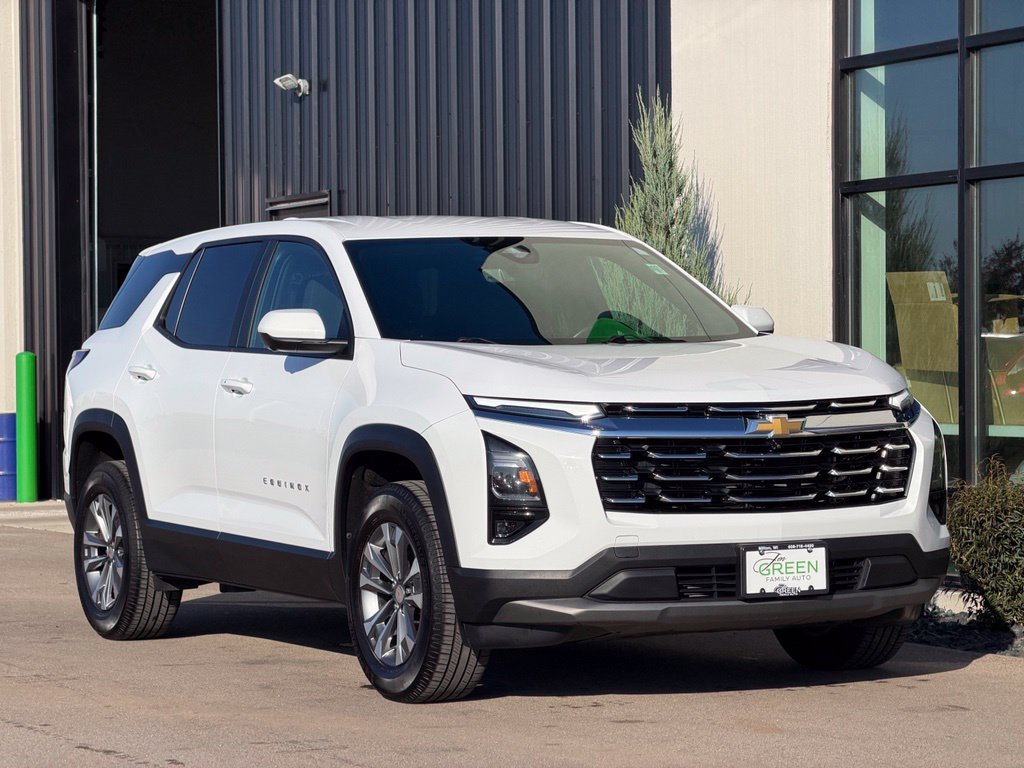 Used 2025 Chevrolet Equinox LT w/ Safety and Technology Package AWD/4WD image 5