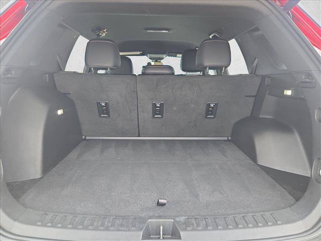Used 2025 Chevrolet Equinox ACTIV AWD/4WD image 5