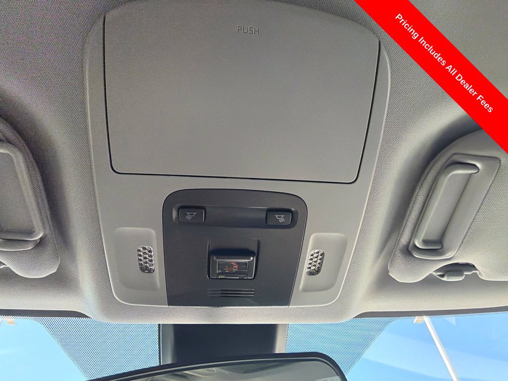 Used 2024 Toyota Camry SE FWD image 21