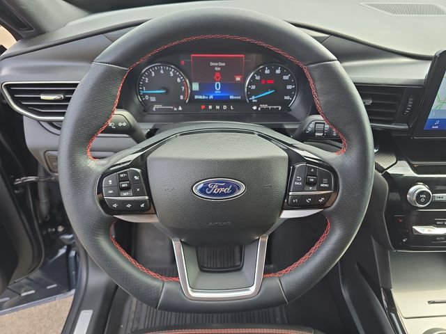 Certified 2024 Ford Explorer ST-Line w/ Class IV Trailer Tow Package AWD/4WD image 16