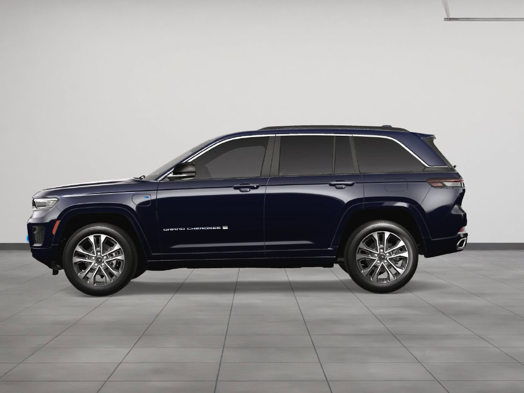 New 2024 Jeep Grand Cherokee Overland w/ Advanced Protech Group III AWD/4WD image 3